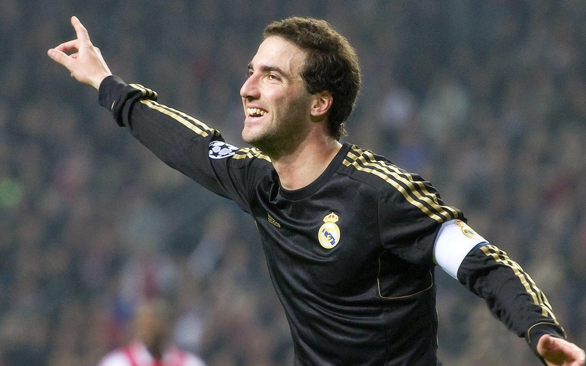 正负值+21全场最高!亚历山大半场12中4砍12+3+5,三分6中2率队奠定胜局