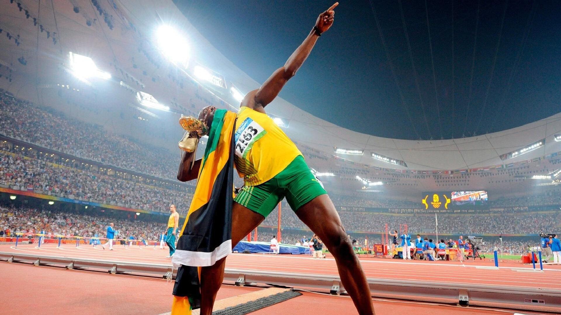 背水一战！东契奇季后赛生死战4胜4负 场均33.4分9.6板7.5助2断